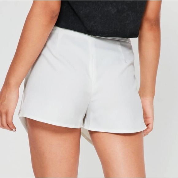Missguided Verity skort in white size 12 - Picture 13 of 13
